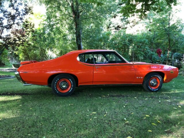 1969 Pontiac GTO The Judge - photo 10