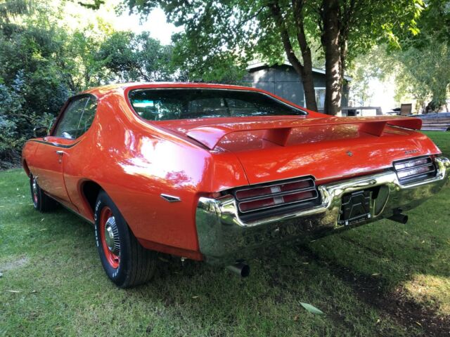 1969 Pontiac GTO The Judge - photo 9