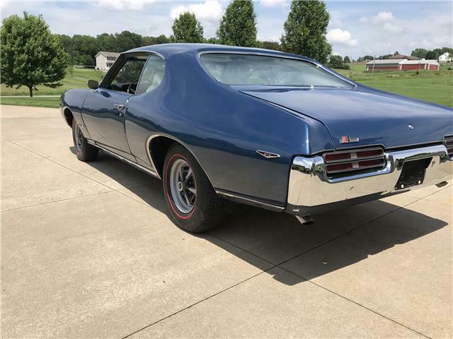 1969 Pontiac GTO -- - photo 10