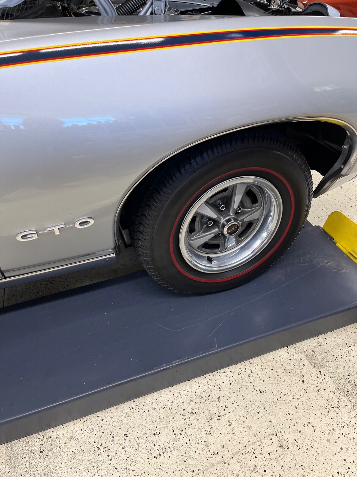 1969 Pontiac GTO - photo 5