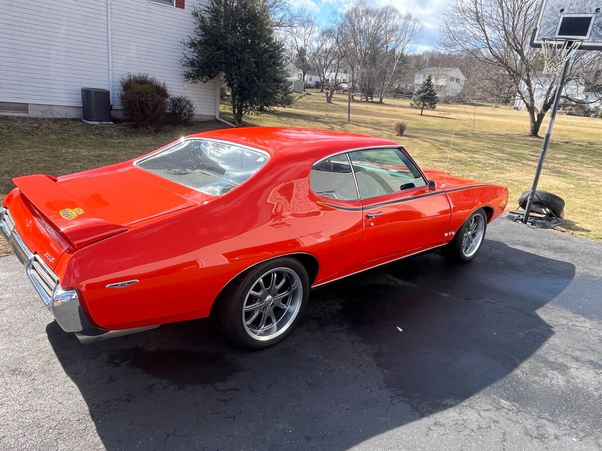 1969 Pontiac GTO - photo 3
