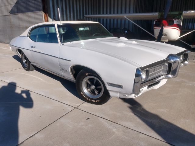 1969 Pontiac GTO 242 Car - photo 2