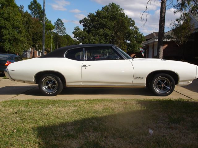 1969 Pontiac GTO (survivor, numbers matching) 1969 Pontiac GTO