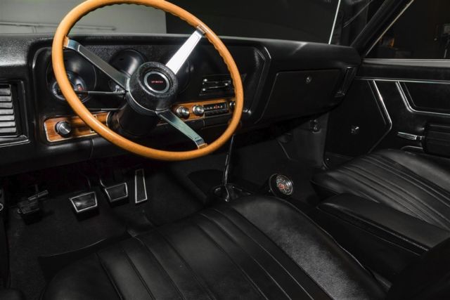 1969 Pontiac GTO Triple Black, 400 4-speed (WINTER CLEARANCE SALE - photo 11