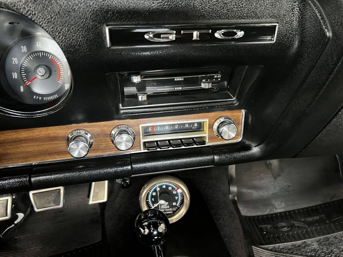 1969 Pontiac GTO - photo 11