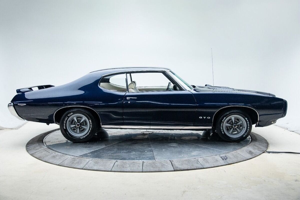 1969 Pontiac GTO - photo 2