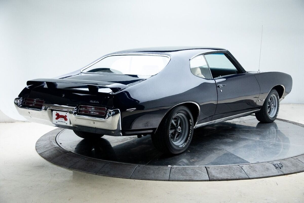 1969 Pontiac GTO - photo 5