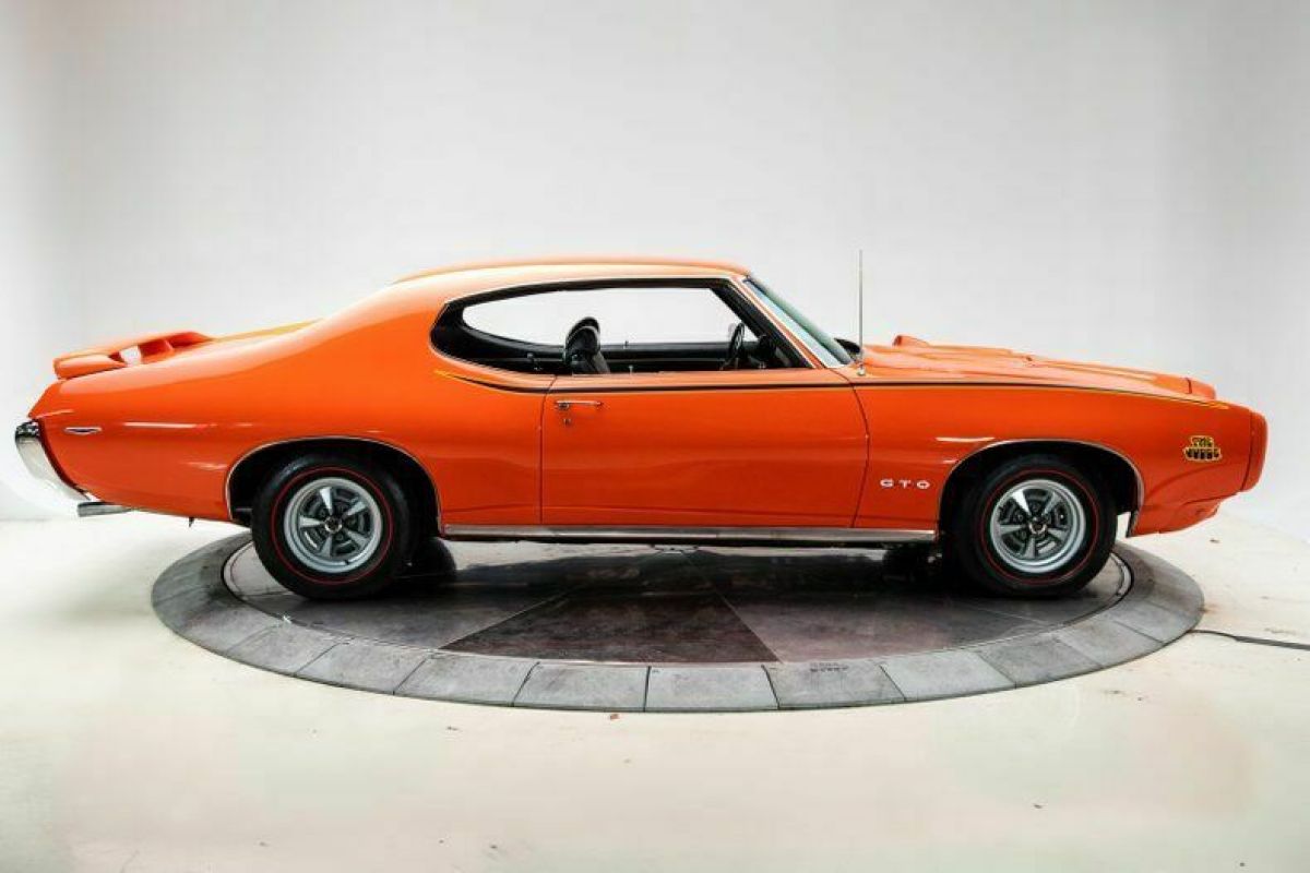 1969 Pontiac GTO - photo 2