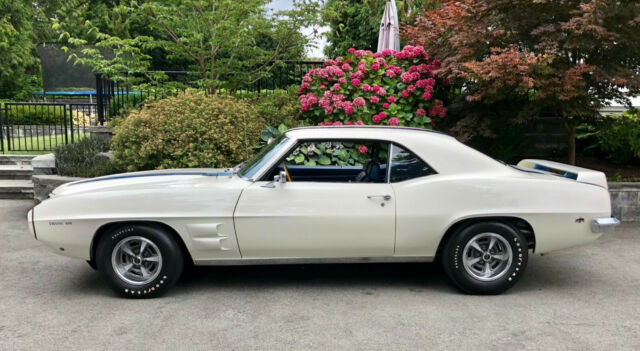 1969 Pontiac Trans Am - photo 3