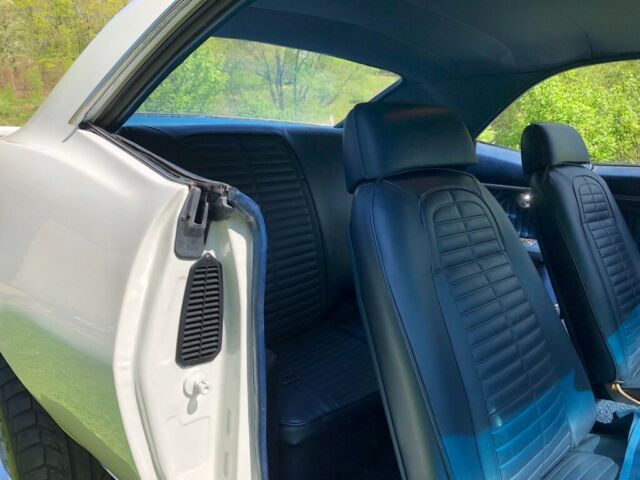 1969 Pontiac Firebird - photo 10