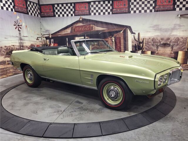 1969 PontiacFirebirdConvertible 400ci0 MilesLimelight Green Metallic400 V85 Spee 1969 Pontiac Firebird Convertible 400ci