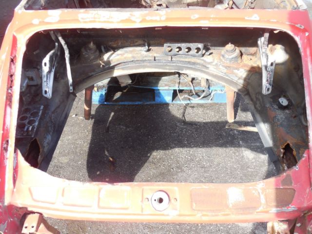 1969 Porsche 911 1969 Porsche 911 T Targa Project Car for Parts or - photo 9