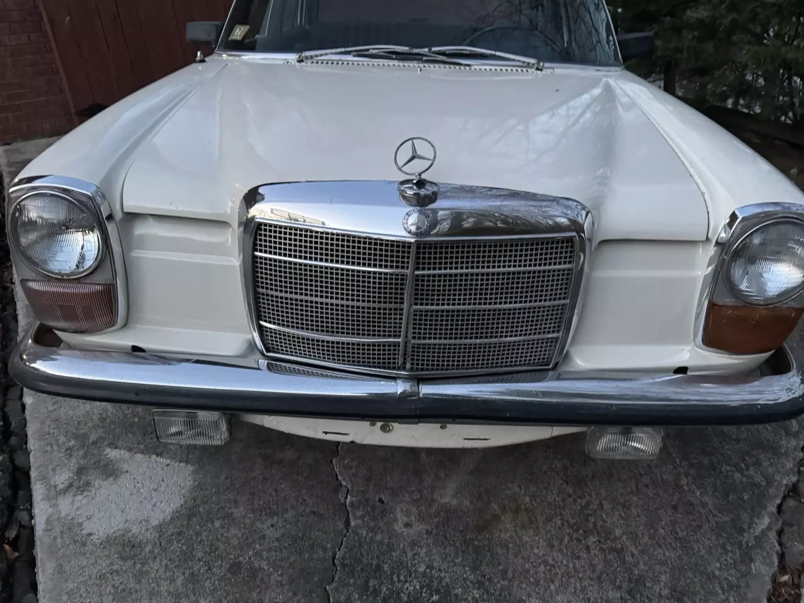 1969 Mercedes-Benz 200-Series - photo 11