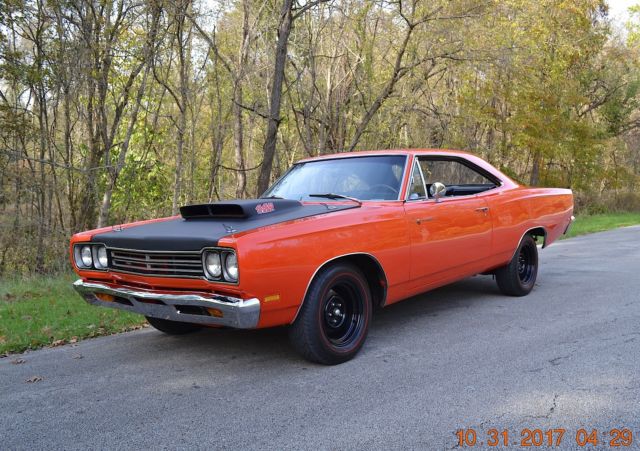 1969 ROADRUNNER RM21 WITH FULL A-12 440 6PAC 4SPD DANA 60 TRIBUTE EXCELLENT 1969 Plymouth Road Runner A-12 440 6 PAC DANA 60