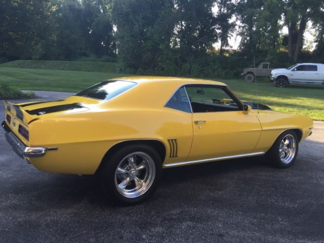 1969 Chevrolet Camaro RS - photo 11