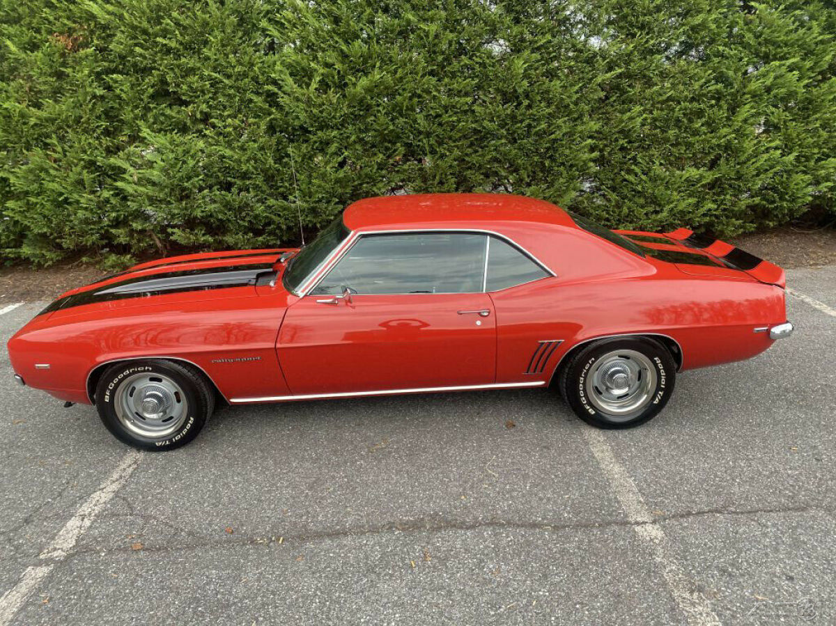 1969 Chevrolet Camaro RS SS - photo 13