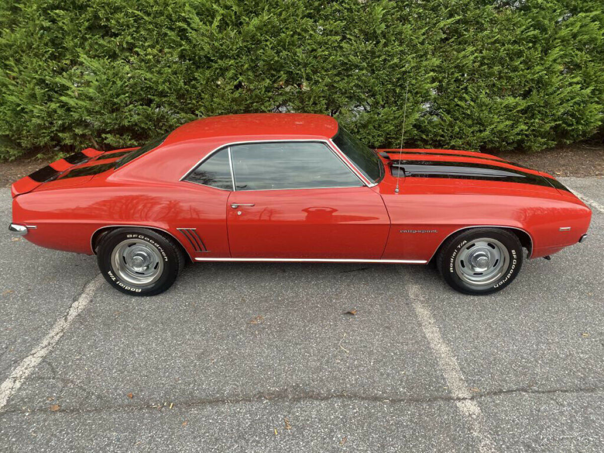 1969 Chevrolet Camaro RS SS - photo 6