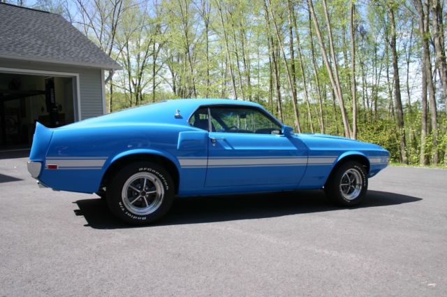 1969 Shelby Cobra GT 350 - photo 3