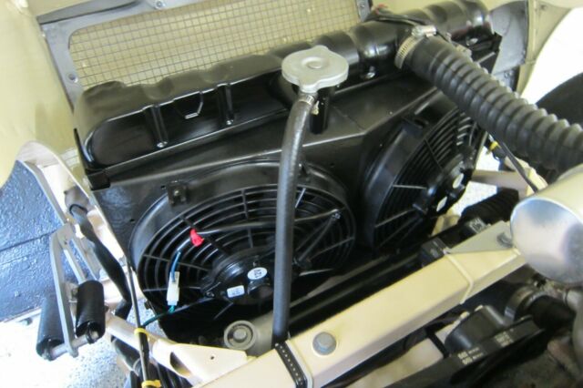 1969 Jaguar E-Type XKE SR II OTS Roadster - Low Miles - photo 13