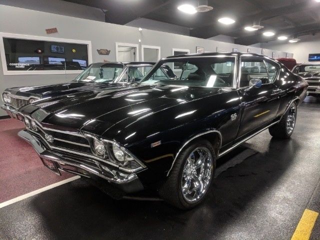 1969 SS 396 BUILT black on black CLEAN Collector Staggered custom wheels 1969 Chevrolet Chevelle