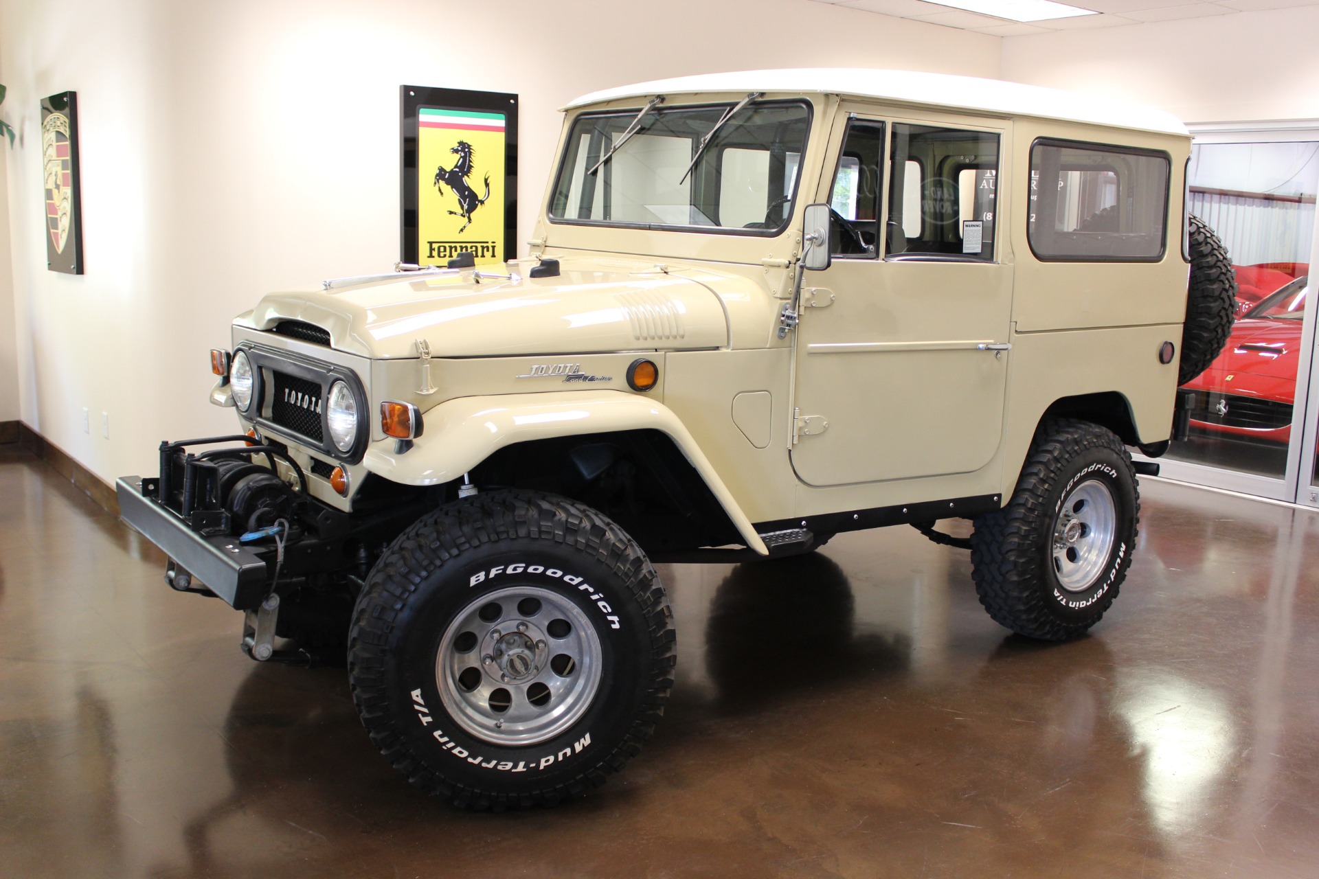 1969 Toyota FJ40 Cruiser 18338 Miles Toyota Beige Manual 1969 Toyota FJ40 Cruiser