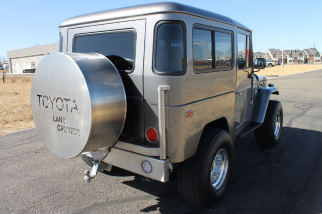 1969 Toyota Land Cruiser FJ40 - photo 4