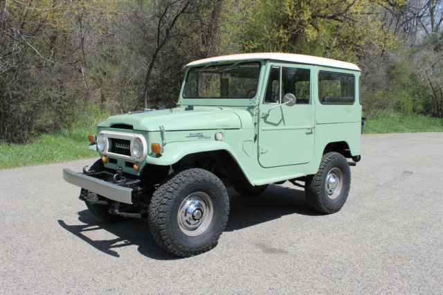 1969 Toyota Land Cruiser Base - photo 9
