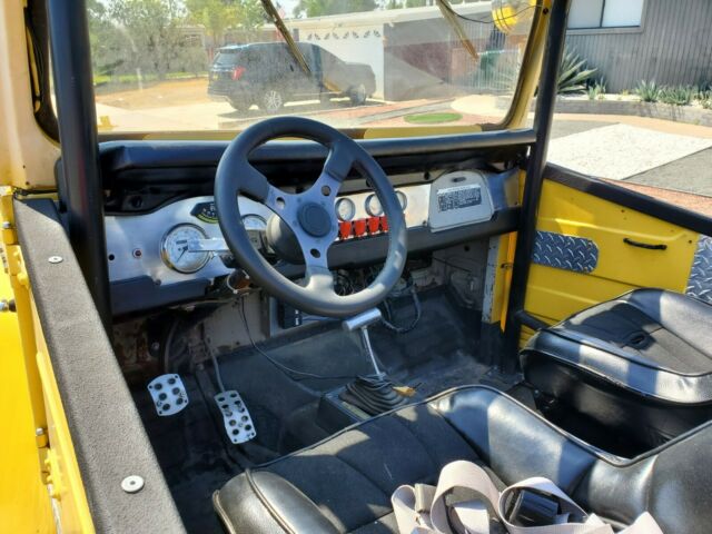 1969 Toyota Land Cruiser FJ 40 - photo 12