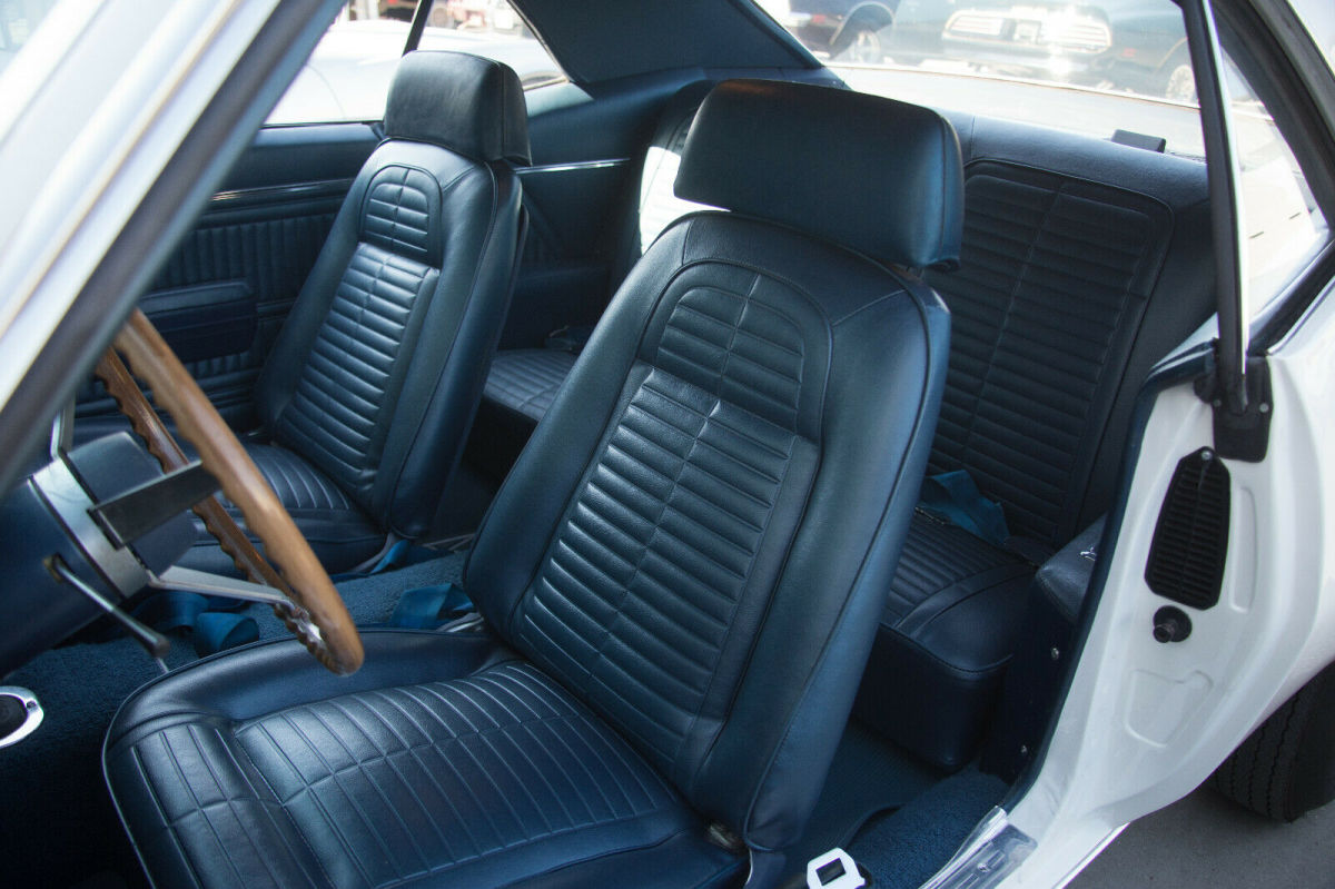 1969 Pontiac Trans Am 400 Ram Air III, 4-speed, PHS, Gauge Stack, D80 - photo 11