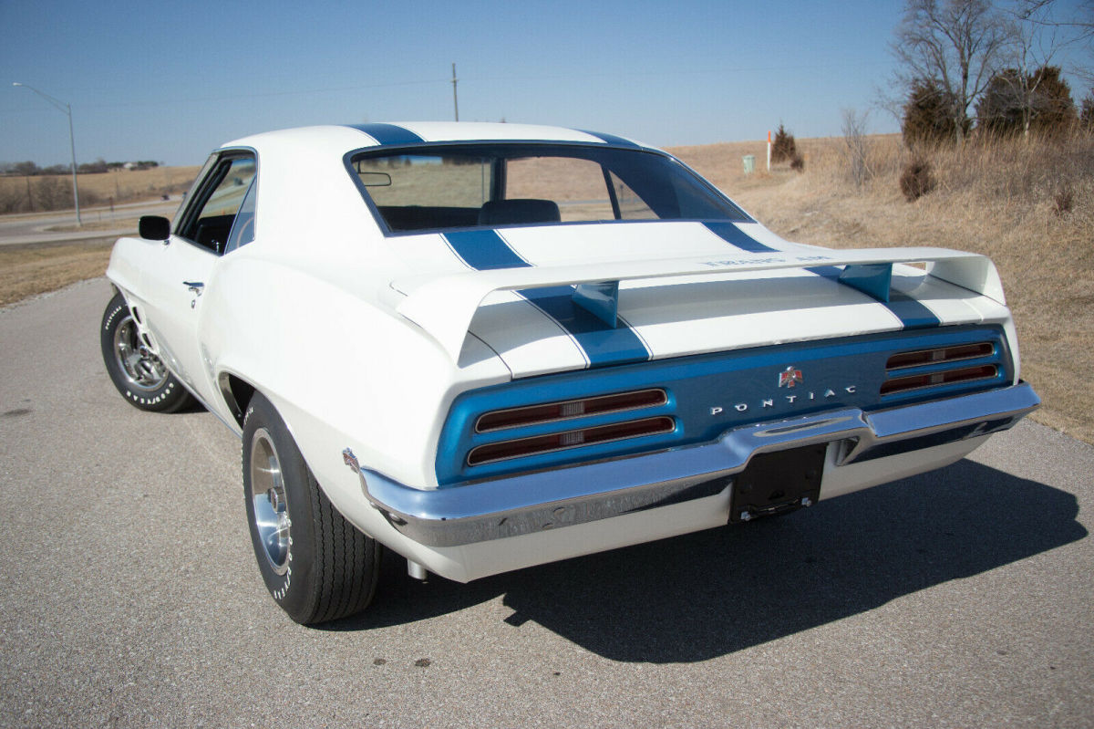 1969 Pontiac Trans Am 400 Ram Air III, 4-speed, PHS, Gauge Stack, D80 - photo 5