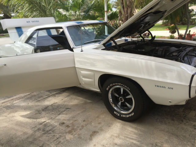 1969 Pontiac Trans Am - photo 10