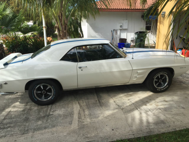 1969 Pontiac Trans Am - photo 2