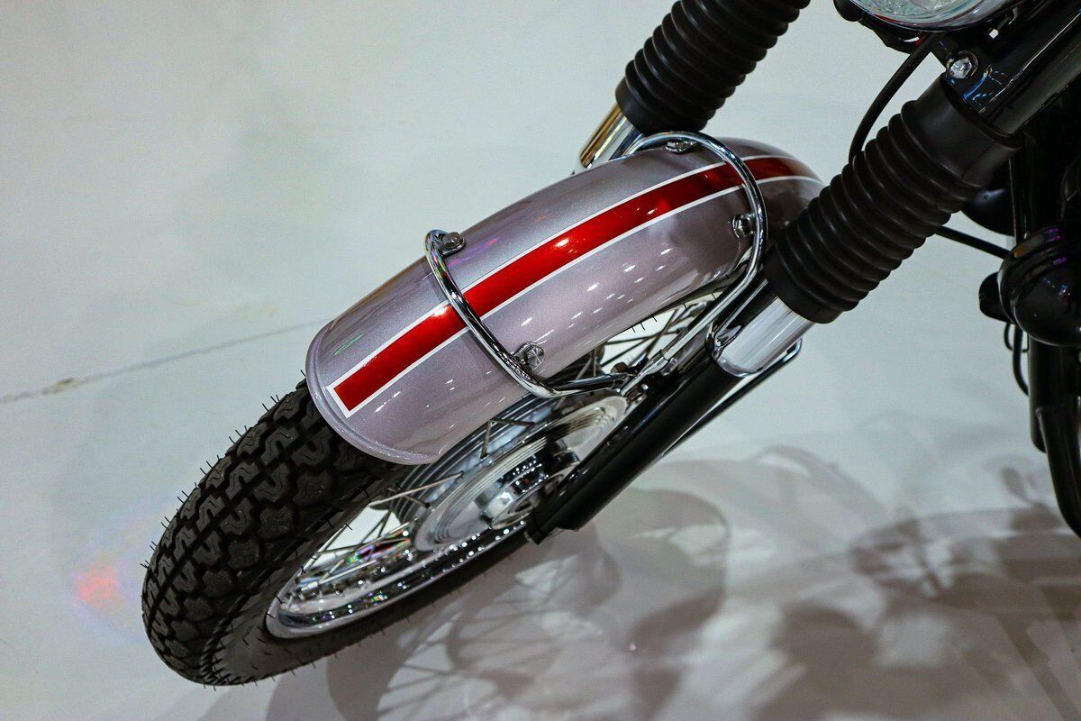 1969 Triumph BONNEVILLE 650 T120R - photo 8