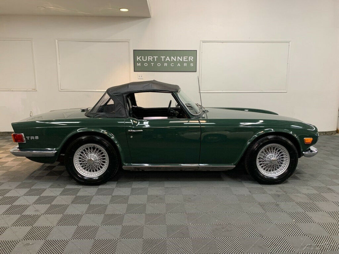 1969 Triumph TR-6 1969 TRIUMPH TR-6. ORIGINAL PAINT, LAUREL GREEN. - photo 12