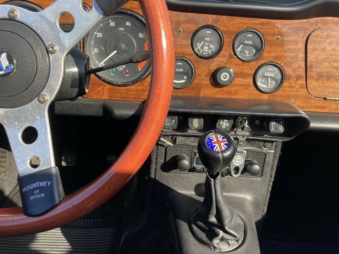 1969 Triumph TR 6 - photo 9