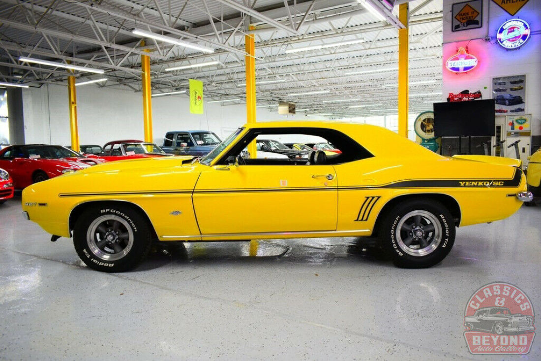 1969 Chevrolet Camaro - photo 11