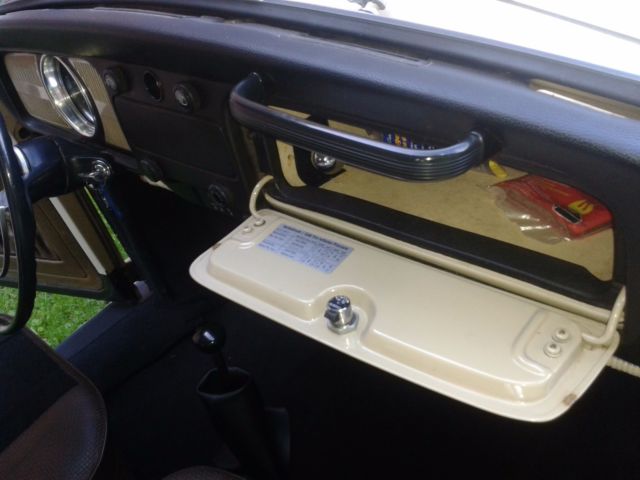 1969 Volkswagen Beetle - Classic Stunning Clean & 2 Owners Since New - photo 9