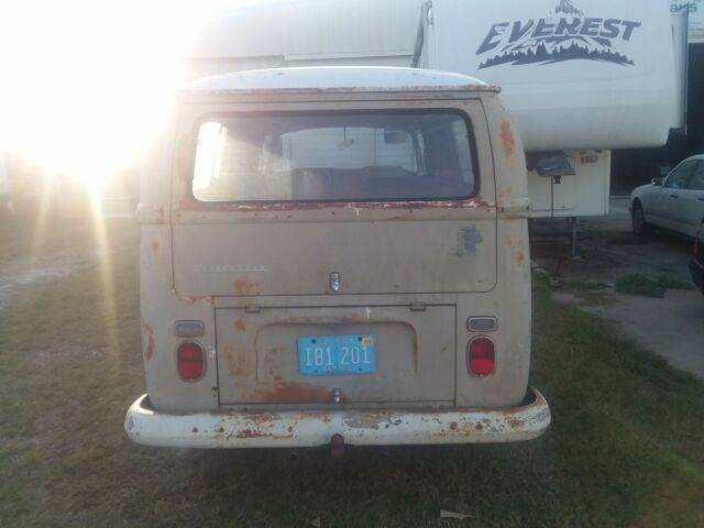 1969 Volkswagen Bus/Vanagon - photo 2