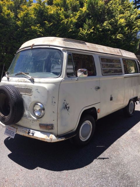 1969 Volkswagen Bus Westfalia Pop-Top 1969 Volkswagen Bus/Vanagon Westfalia