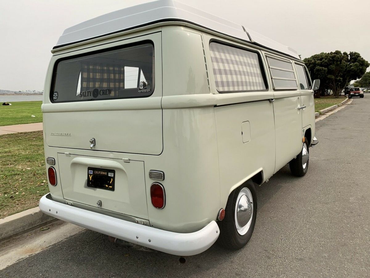 1969 Volkswagen bus/vanagon - photo 2