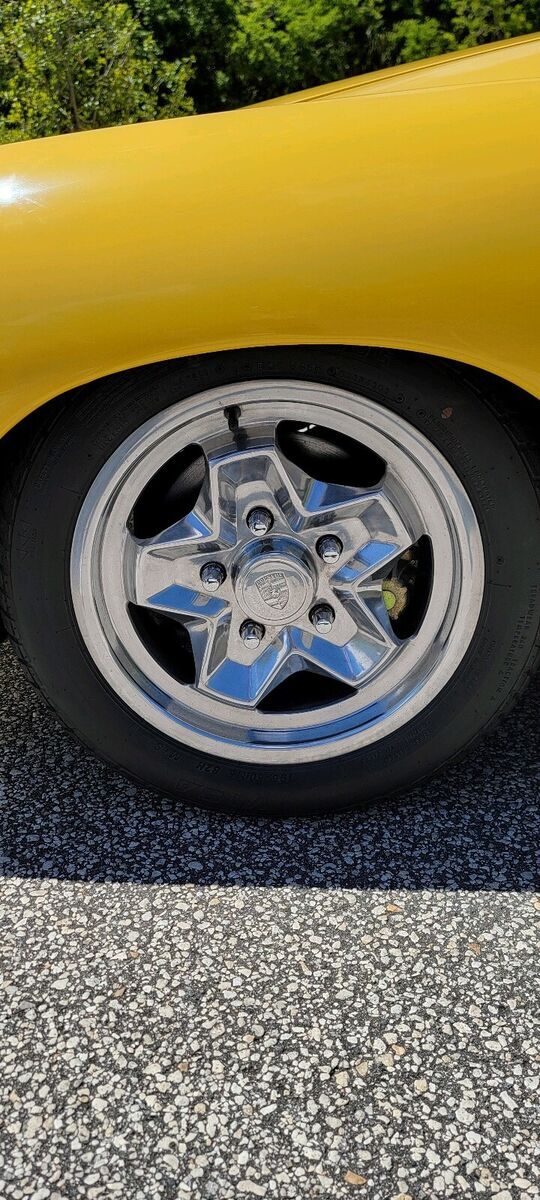 1969 Volkswagen Karmann Ghia - photo 12