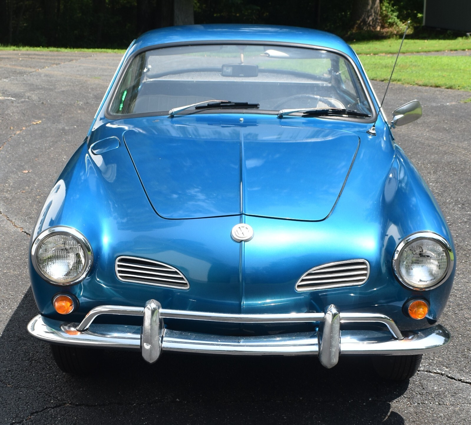 1969 Volkswagen Karmann Ghia Neptune Blue 1500 cc 4-Speed - photo 11