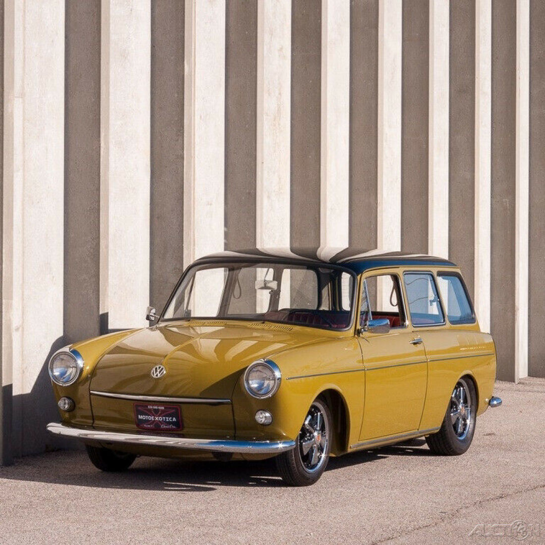 1976 Volkswagen Squareback Custom Wagon