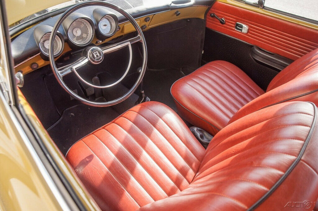 1976 Volkswagen Squareback Custom Wagon - photo 13