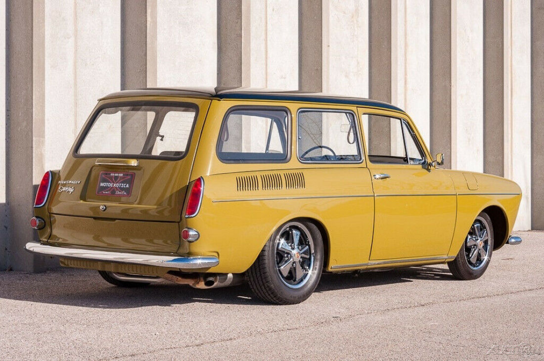 1976 Volkswagen Squareback Custom Wagon - photo 2