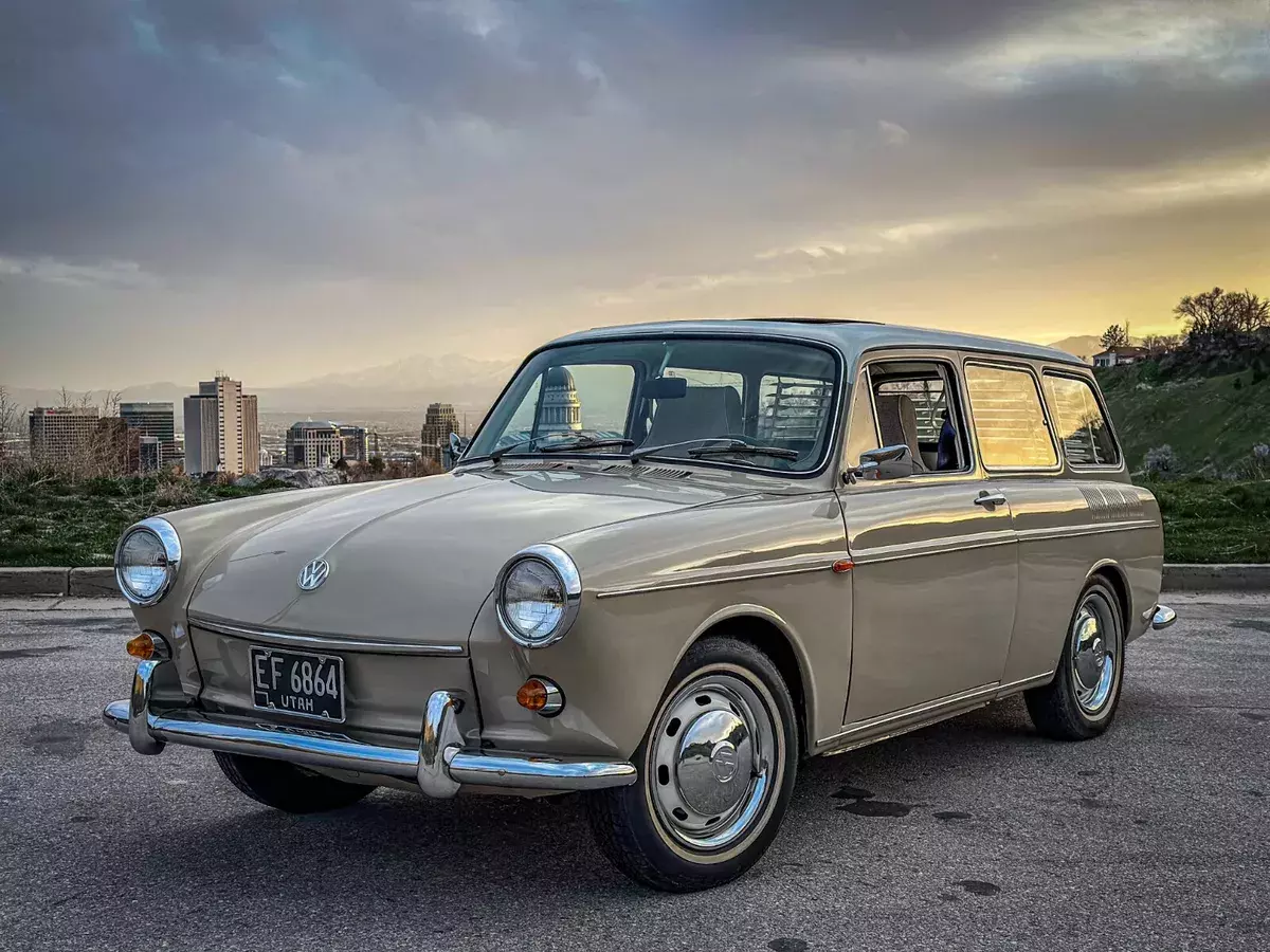 1969 Volkswagen Squareback, Factory Savanah Beige, Fully Restored 1969 Volkswagen Bus/Vanagon