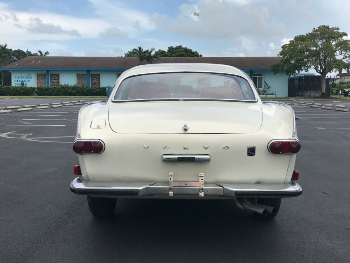 1969 Volvo 1800 Restored collectible. - photo 3