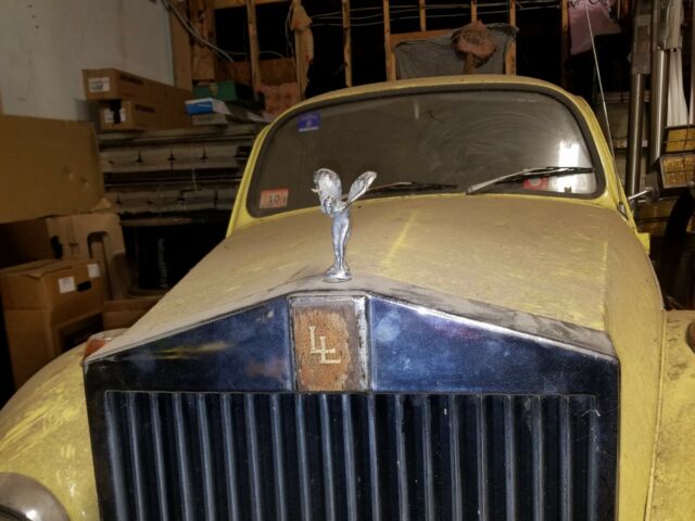 1969 Volkswagen Beetle - Classic Rollswagen - Rolls Royce hood / Lincoln trunk - photo 5