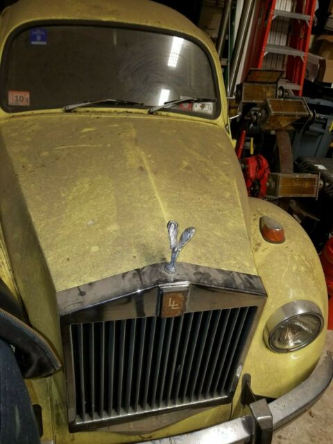 1969 Volkswagen Beetle - Classic Rollswagen - Rolls Royce hood / Lincoln trunk - photo 8