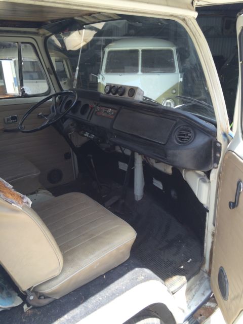 1969 Volkswagen Bus/Vanagon - photo 11